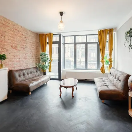 Apartment Two-bedroom In The Heart Of Antwerp