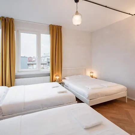 Two-bedroom In The Heart Of *