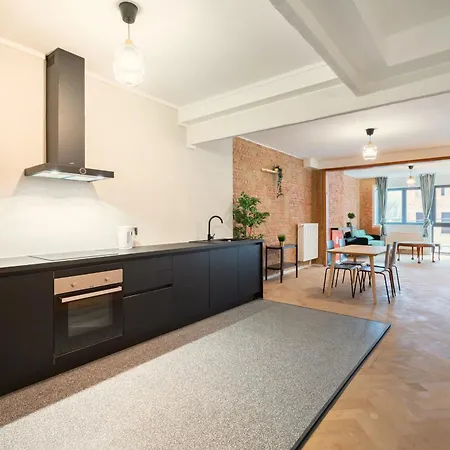 Apartmán Two-bedroom In The Heart Of *